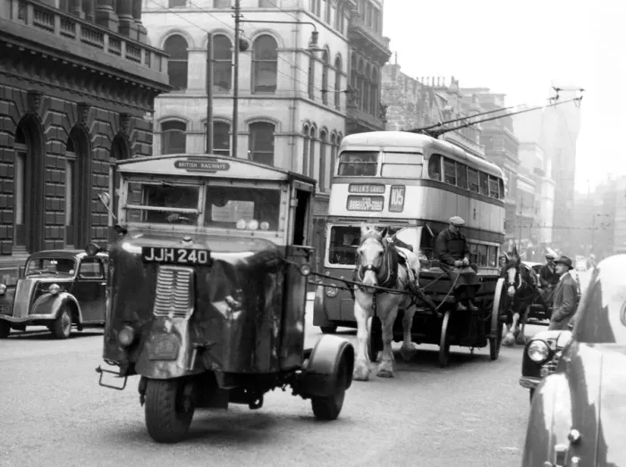 Framed Print : A mechanical horse to assist the horse. West Nile Street Glasgow, where a mechanical Framed Print : A mechanical horse to assist the horse. West Nile Street Glasgow, where a mechanical