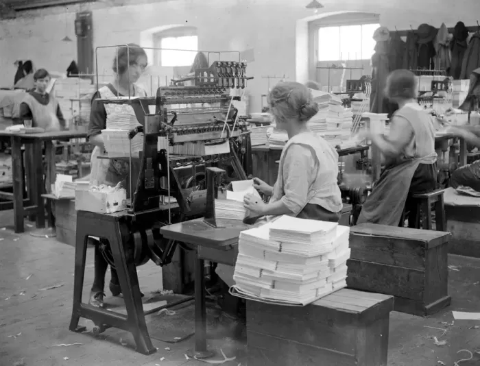 Framed Print : At Messrs James Burns Book Binding works at Esher. Machine sewing. 15 May 1923 Framed Print : At Messrs James Burns Book Binding works at Esher. Machine sewing. 15 May 1923
