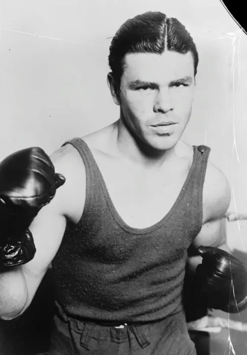 Framed Print : Micky Walker. Posed, sparring. 1927 Framed Print : Micky Walker. Posed, sparring. 1927