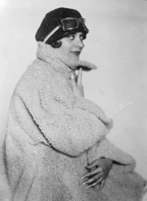 Framed Print : Millionaires wife who acted as chauffeur to President Masaryk Mme Von Danck who