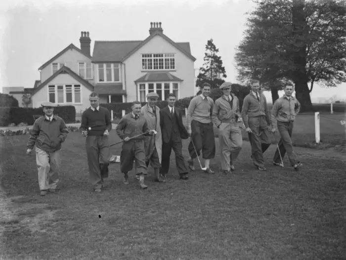 Framed Print : Millwall footballers enjoy a break from the pitch and relax on the Beckenham golf course Framed Print : Millwall footballers enjoy a break from the pitch and relax on the Beckenham golf course