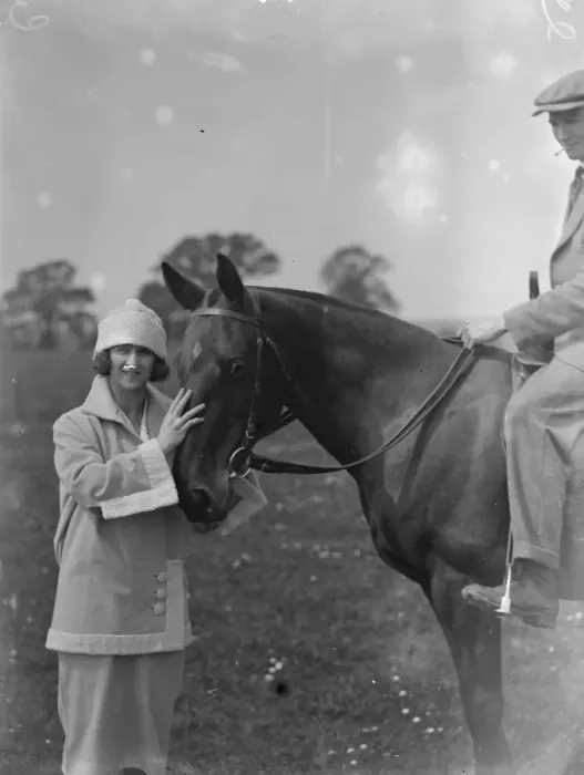 Framed Print : Miss Edna Maude the seventeen year old dancer on holiday at Bridgewater 25 June 1923 Framed Print : Miss Edna Maude the seventeen year old dancer on holiday at Bridgewater 25 June 1923
