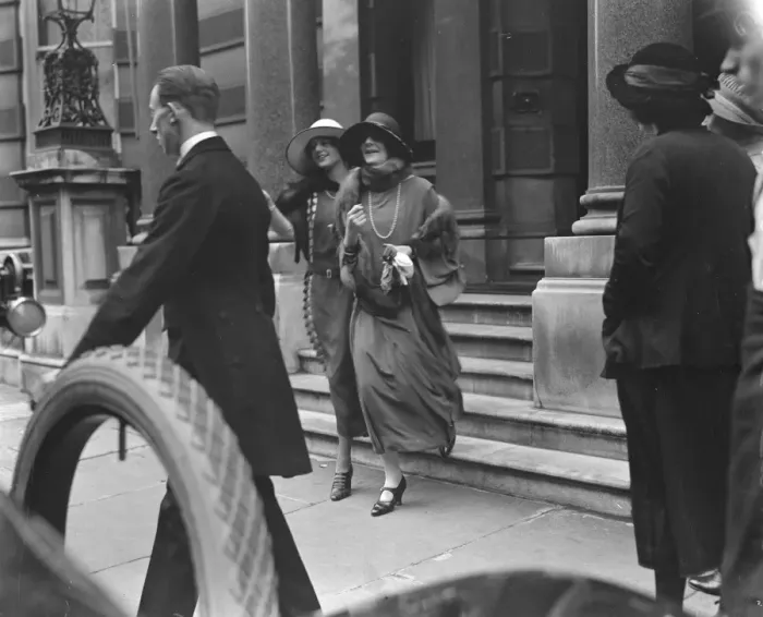 Framed Print : Miss Edwina Ashley in Park Lane Miss Edwina Ashley leaving Brook House with Lady Framed Print : Miss Edwina Ashley in Park Lane Miss Edwina Ashley leaving Brook House with Lady