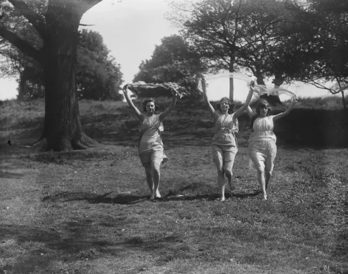 Framed Print : Miss Helen May pupils in Richmond Park 8 May 1921 Framed Print : Miss Helen May pupils in Richmond Park 8 May 1921