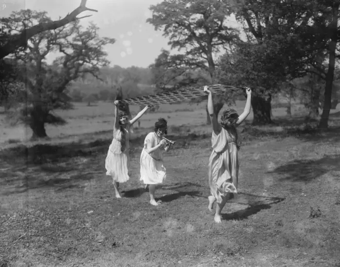 Framed Print : Miss Helen May pupils in Richmond Park 8 May 1921 Framed Print : Miss Helen May pupils in Richmond Park 8 May 1921