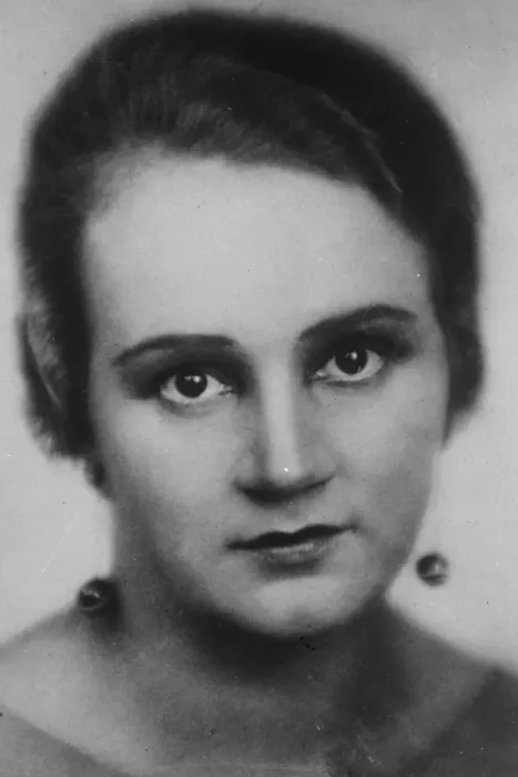 Framed Print : Mlle Hertta Weissmann, of Helsingfors, who has been acclaimed the fairest daughter Framed Print : Mlle Hertta Weissmann, of Helsingfors, who has been acclaimed the fairest daughter