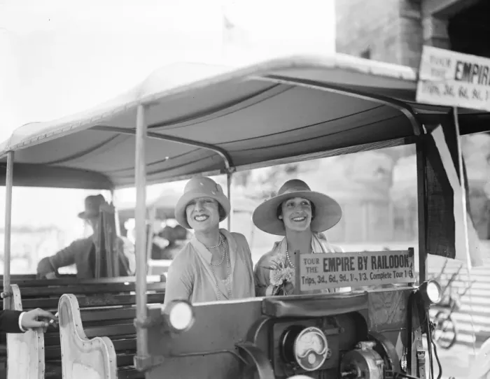 Framed Print : Mlle Lenglen visits Wembley Mlle Lenglen in the Railodok with Lady Cholmondeley 11