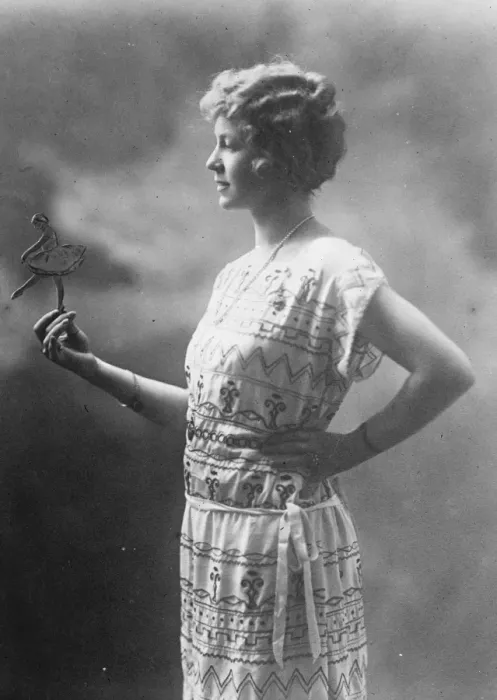Framed Print : Mme Karina, dancer. 6 July 1925 Framed Print : Mme Karina, dancer. 6 July 1925