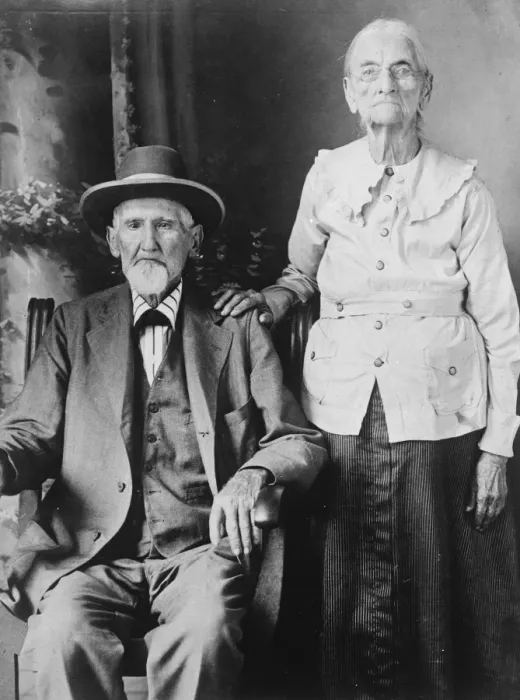 Framed Print : Mr and Mrs Derouen. The oldest married couple in the world 24 April 1926 Framed Print : Mr and Mrs Derouen. The oldest married couple in the world 24 April 1926