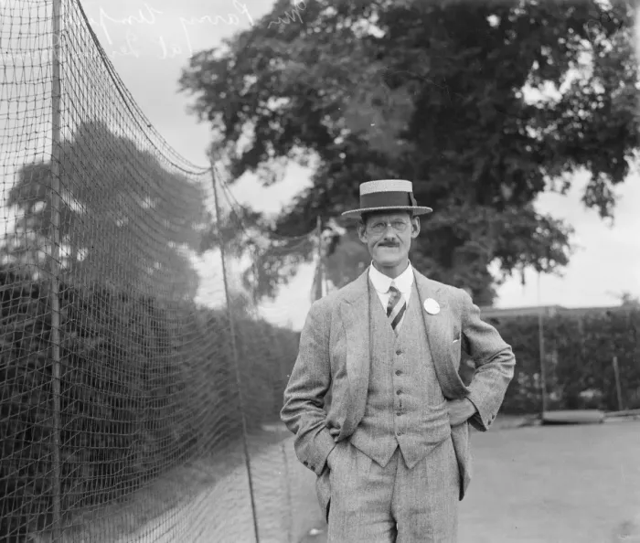 Framed Print : Mr Parry, well known umpire at Tennis tournaments July 1924 Framed Print : Mr Parry, well known umpire at Tennis tournaments July 1924