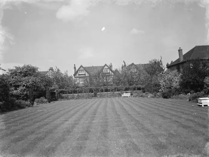 Framed Print : Mr Swans house and gardens on 21 Rectory Lane in Sidcup, Kent. 1939 Framed Print : Mr Swans house and gardens on 21 Rectory Lane in Sidcup, Kent. 1939
