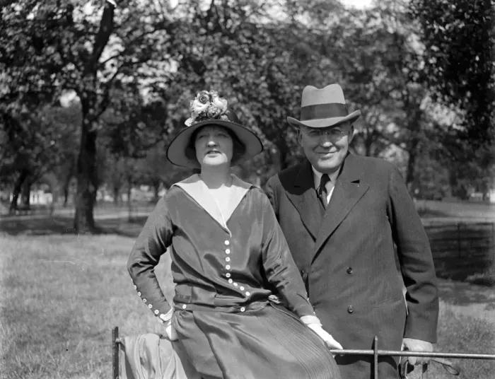 Framed Print : Mr Walter Hackett and his wife Miss Marion Lorne August 1924 Framed Print : Mr Walter Hackett and his wife Miss Marion Lorne August 1924