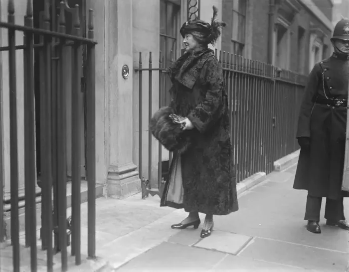 Framed Print : Mrs Austen Chamberlains reception. Mrs Austen Chamberlain held a reception at 11 Framed Print : Mrs Austen Chamberlains reception. Mrs Austen Chamberlain held a reception at 11