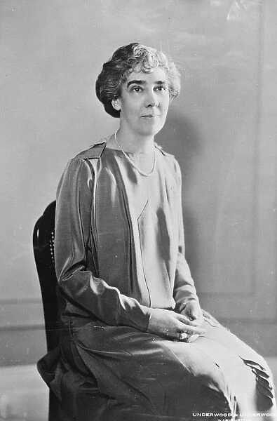 Mrs C G Dawes, wife of General Dawes. 1925
