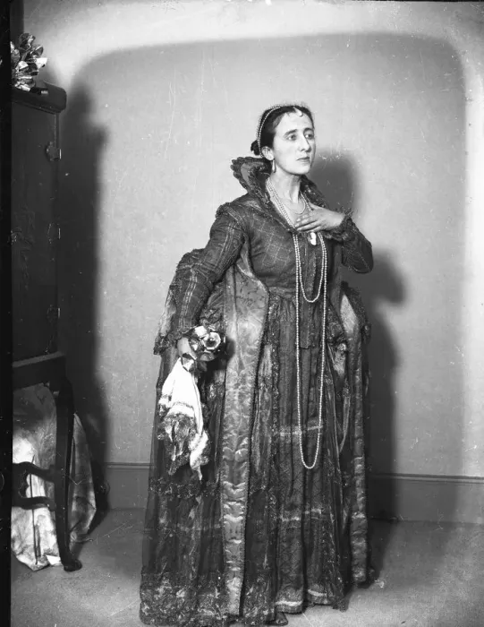 Framed Print : Mrs Malone, wife of Captain L Estrange Malone, M P in her costume for the Half Framed Print : Mrs Malone, wife of Captain L Estrange Malone, M P in her costume for the Half