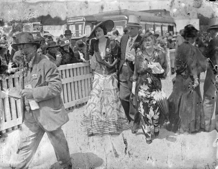 Framed Print : Mrs Webb wears a large hat at Ascot. 16 June 1936