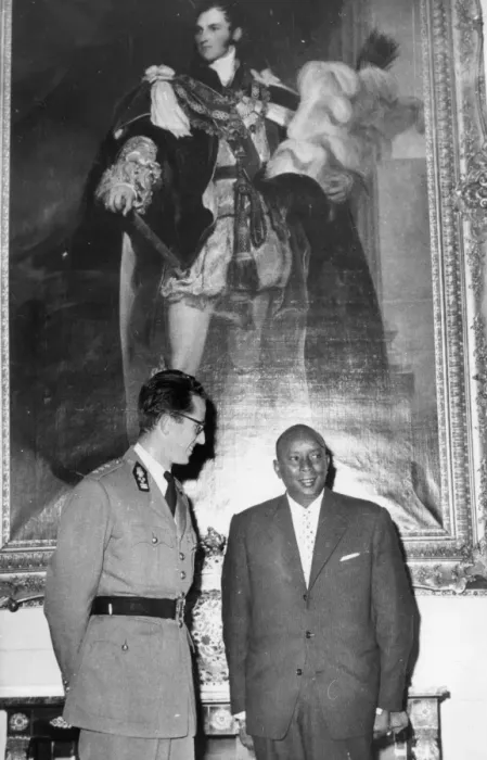 Framed Print : The Mwami of Urundi Mwambutsa and King Baudouin are seen together at the Royal Palace Framed Print : The Mwami of Urundi Mwambutsa and King Baudouin are seen together at the Royal Palace