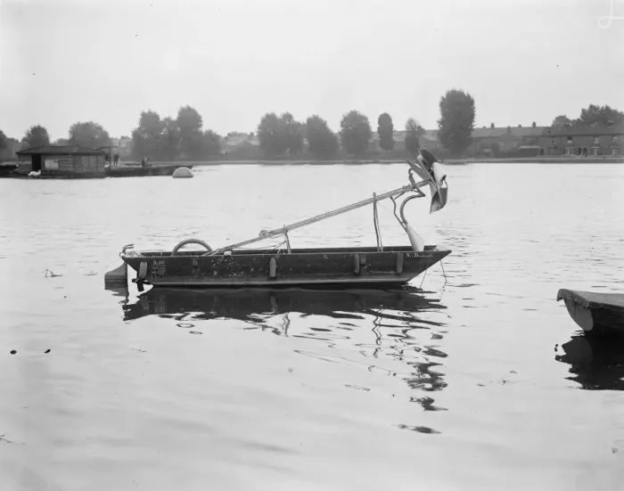Framed Print : Mystery Craft On The Thames A strange looking craft known as Nil Desperandum seen Framed Print : Mystery Craft On The Thames A strange looking craft known as Nil Desperandum seen