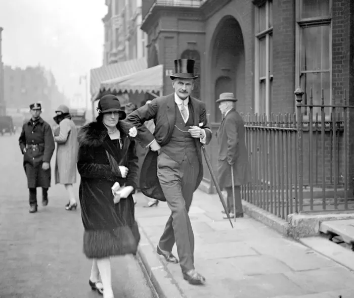 Framed Print : Nall-Cain: Pennyman wedding at St Marks North Audley street. Photo Shows: Lord and Lady Vivian Framed Print : Nall-Cain: Pennyman wedding at St Marks North Audley street. Photo Shows: Lord and Lady Vivian