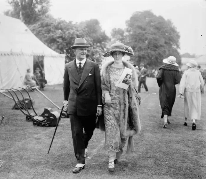 Framed Print : The National Rose Societys Summer Show Commander Windham with Lady Windham 29 Framed Print : The National Rose Societys Summer Show Commander Windham with Lady Windham 29