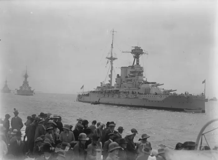 Framed Print : Naval review at Spithead. HMS Queen Elizabeth. 26 July 1924 Framed Print : Naval review at Spithead. HMS Queen Elizabeth. 26 July 1924