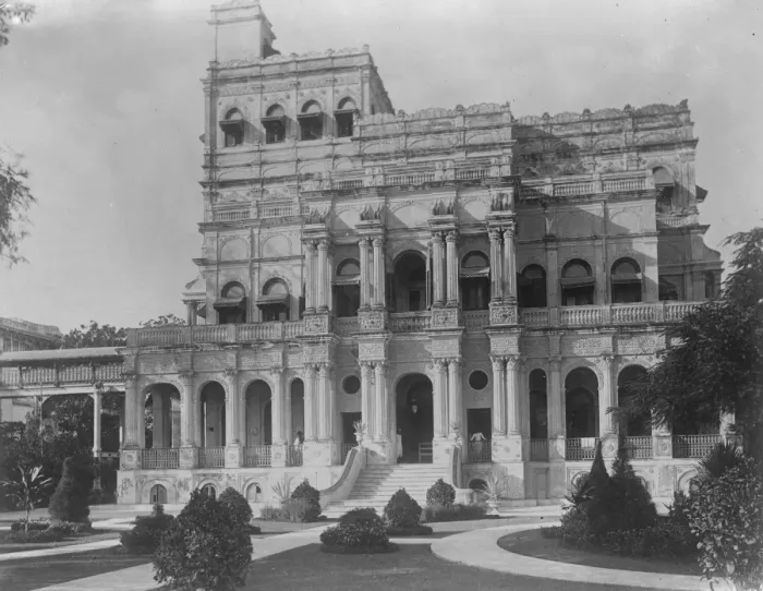 Framed Print : The Nazarbagh Palace, Baroda. 18 November 1921 Framed Print : The Nazarbagh Palace, Baroda. 18 November 1921