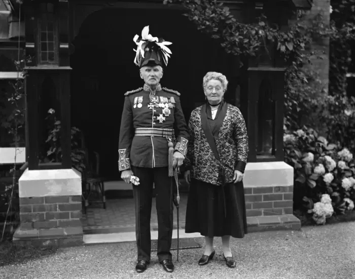 Framed Print : New photograph of the senior VC to dine with the Prince of Wales at Celebration Dinner Framed Print : New photograph of the senior VC to dine with the Prince of Wales at Celebration Dinner