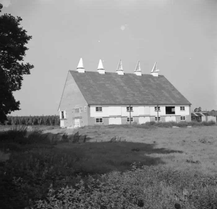 Framed Print : A new type of oast house in Paddock Wood, Kent. 1936 Framed Print : A new type of oast house in Paddock Wood, Kent. 1936