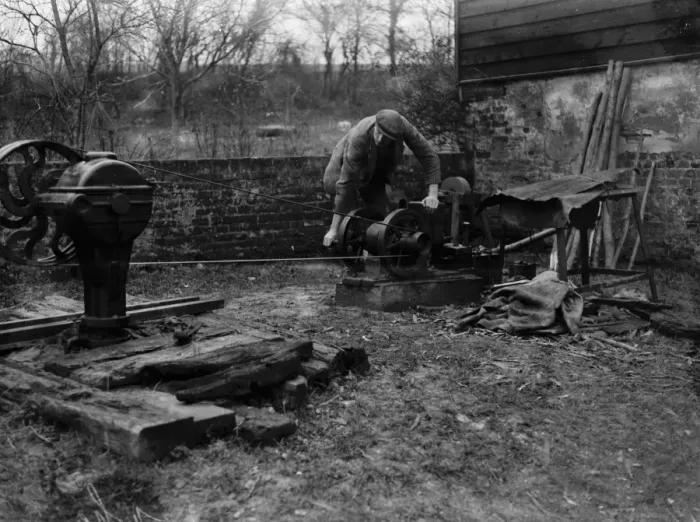 Framed Print : New water well at Fawkham. 1935 Framed Print : New water well at Fawkham. 1935