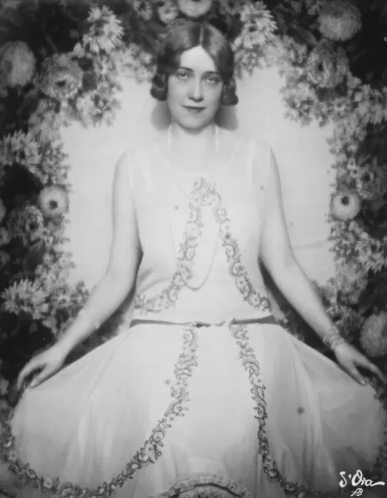 Framed Print : Niece of German Secretary of State who makes her debut in the films. Miss Erica Framed Print : Niece of German Secretary of State who makes her debut in the films. Miss Erica