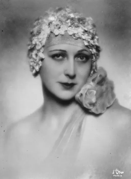 Framed Print : Noted cinema star as mannequin. Mlle Andree Lafayette, great great grand daughter