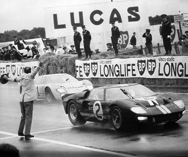 Official final placings in the 24-hour sports car race were in No 2 Ford, Bruce McLaren