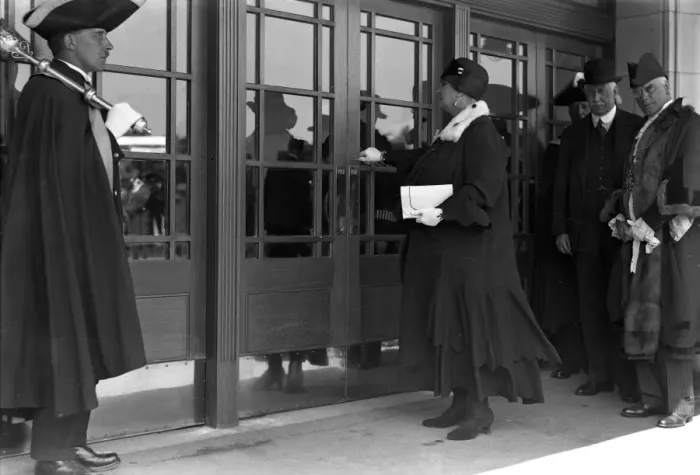 Framed Print : Official opening of Hastings new railway station. 6 July 1931 Framed Print : Official opening of Hastings new railway station. 6 July 1931