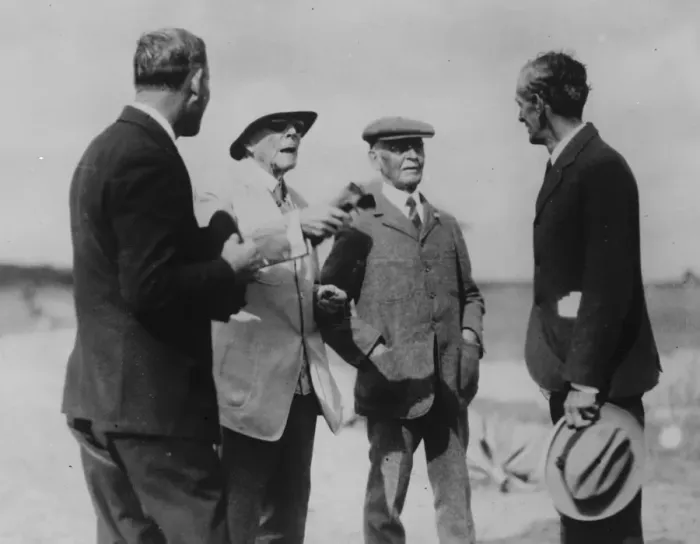 Framed Print : Oil King at golf. Mr J D Rockefeller on his private links narrating to a few friends Framed Print : Oil King at golf. Mr J D Rockefeller on his private links narrating to a few friends