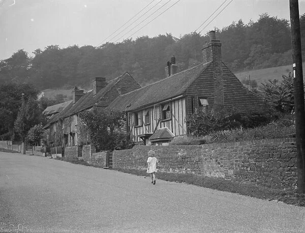 Old cottages in Wrotham, Kent. 1938