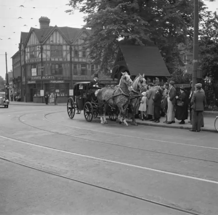 Framed Print : An old fashion wedding at Eltham Parish church. The wedding carriage. 1936 Framed Print : An old fashion wedding at Eltham Parish church. The wedding carriage. 1936