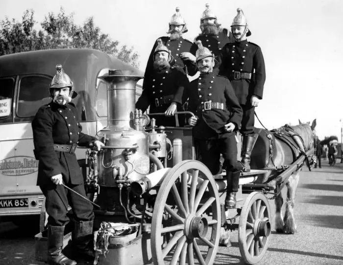 Framed Print : The Old Fire Engine which first did duty in Bexhill 1895 18 October 1949 Framed Print : The Old Fire Engine which first did duty in Bexhill 1895 18 October 1949