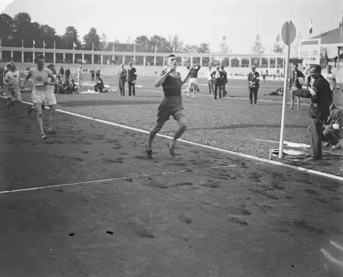 Framed Print : Olympic Games at Antwerp Bevil Gordon D Urban Rudd ( October 5 1894 - February Framed Print : Olympic Games at Antwerp Bevil Gordon D Urban Rudd ( October 5 1894 - February