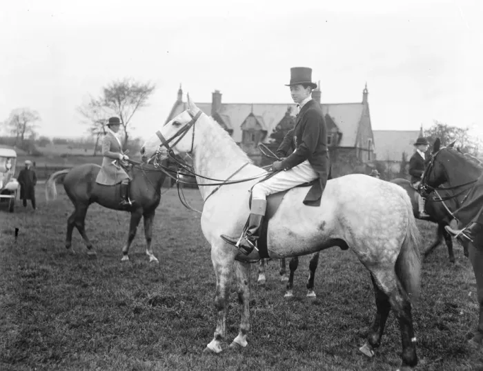 Framed Print : Opening meet of the Quorn Hunt at Kirby Gate. Lord Churchill 7 November 1922 Framed Print : Opening meet of the Quorn Hunt at Kirby Gate. Lord Churchill 7 November 1922