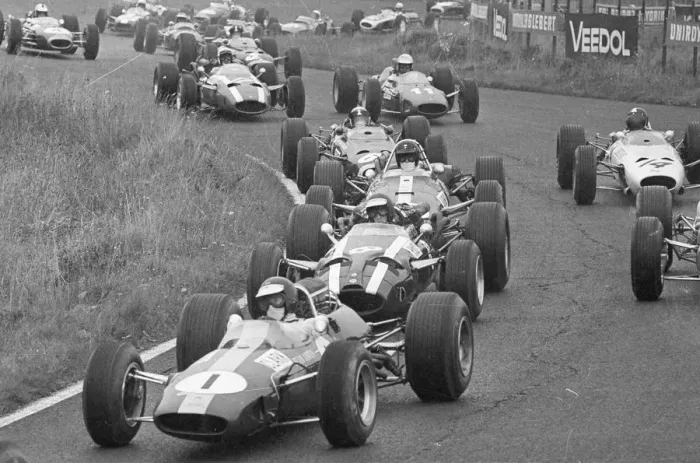 Framed Print : The pack at the first bend of the German Grand Prix started at Nurburgring front to back