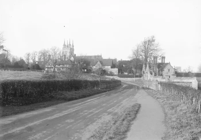 Framed Print : Penshurst Village in Kent. To the right of the picture is Penshurst place entrance Framed Print : Penshurst Village in Kent. To the right of the picture is Penshurst place entrance