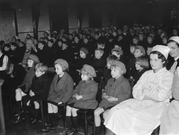 Framed Print : A play shown to children at South Hospital in Dartford, Kent. 1936 Framed Print : A play shown to children at South Hospital in Dartford, Kent. 1936