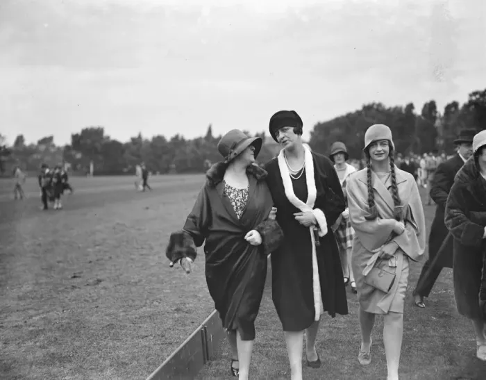 Framed Print : Polo at Hurlingham - El Gordo versus Hurricanes. Mme De Landa, Mme Szarvasy Framed Print : Polo at Hurlingham - El Gordo versus Hurricanes. Mme De Landa, Mme Szarvasy