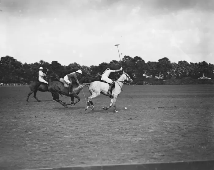 Framed Print : Polo at Hurlingham - El Gordo versus Hurricanes. 30 June 1928 Framed Print : Polo at Hurlingham - El Gordo versus Hurricanes. 30 June 1928