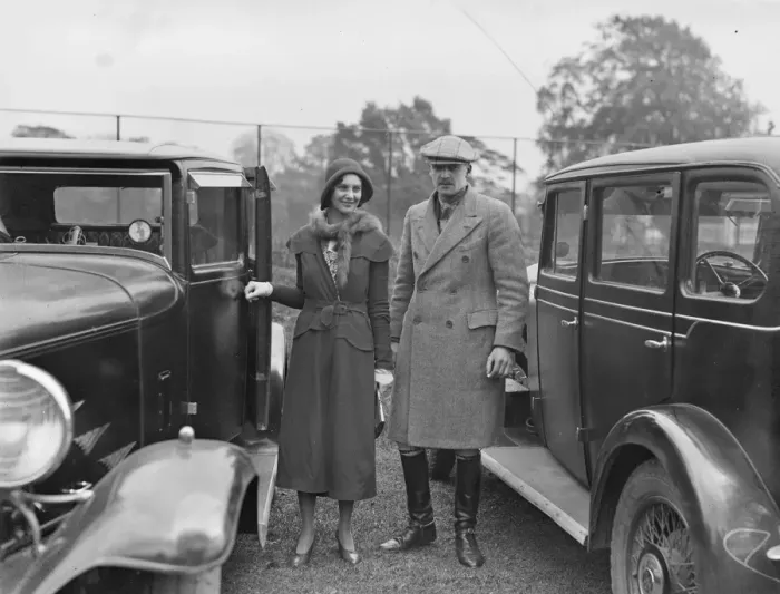 Framed Print : The polo playing Earl of Erne with his fiance, Lady Davina Lytton, whose engagement Framed Print : The polo playing Earl of Erne with his fiance, Lady Davina Lytton, whose engagement