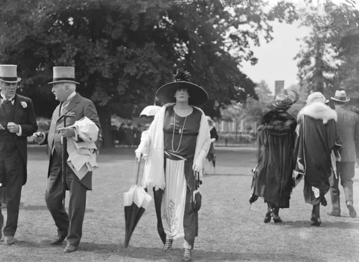 Framed Print : Polo at the Ranelagh Club, West London. Anglo - French Polo match for the Verdun Framed Print : Polo at the Ranelagh Club, West London. Anglo - French Polo match for the Verdun