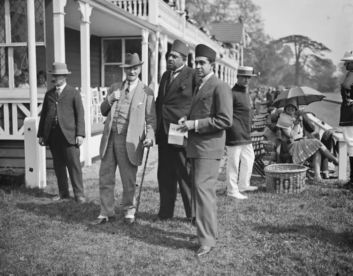 Framed Print : Polo at Ranelagh - Gunners versus Merchiston. Sir George Hastings, Maharajah of Framed Print : Polo at Ranelagh - Gunners versus Merchiston. Sir George Hastings, Maharajah of