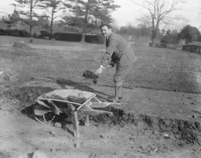 Framed Print : Popular Actorss Farm Mr Henry Ainley devotes his spare time on his farm at Chart Lodge Framed Print : Popular Actorss Farm Mr Henry Ainley devotes his spare time on his farm at Chart Lodge