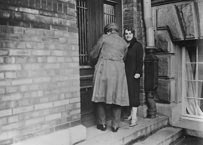 Framed Print : Potsdam Scandal Countess Ellipor von Bothmer is being tried at Potsdam on charges of theft Framed Print : Potsdam Scandal Countess Ellipor von Bothmer is being tried at Potsdam on charges of theft
