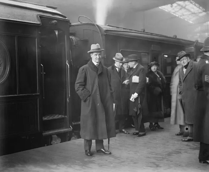 Framed Print : The Premier leaves for Paris. Mr Bonar Law left Victoria for Paris. There he will Framed Print : The Premier leaves for Paris. Mr Bonar Law left Victoria for Paris. There he will